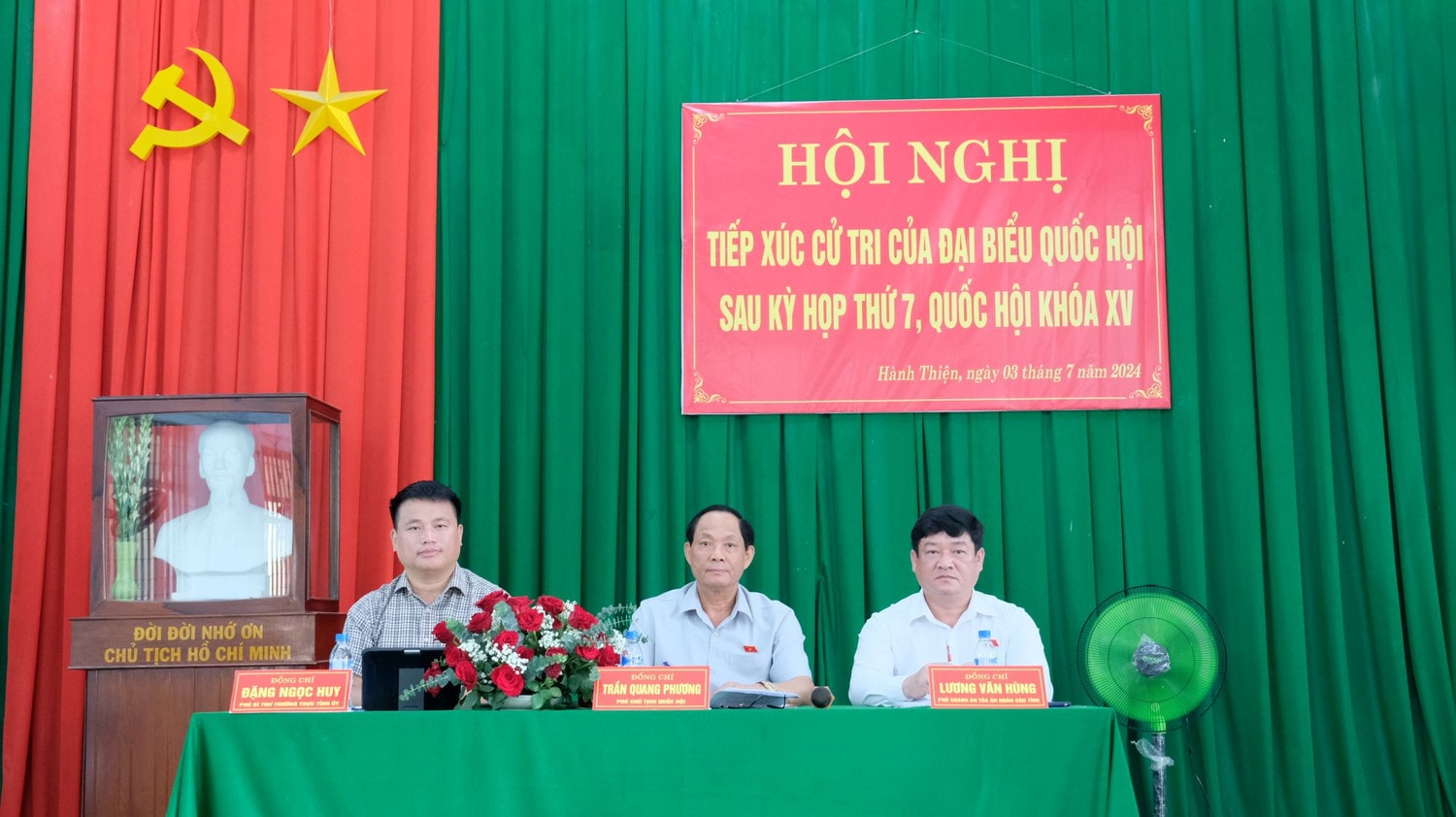 Phó Chủ tịch Quốc hội, Thượng tướng Trần Quang Phương tiếp xúc cử tri xã Hành Thiện, huyện Nghĩa Hành, Quảng Ngãi ảnh 1 Phó Chủ tịch Quốc hội, Thượng tướng Trần Quang Phương tiếp xúc cử tri xã Hành Thiện, huyện Nghĩa Hành, Quảng Ngãi