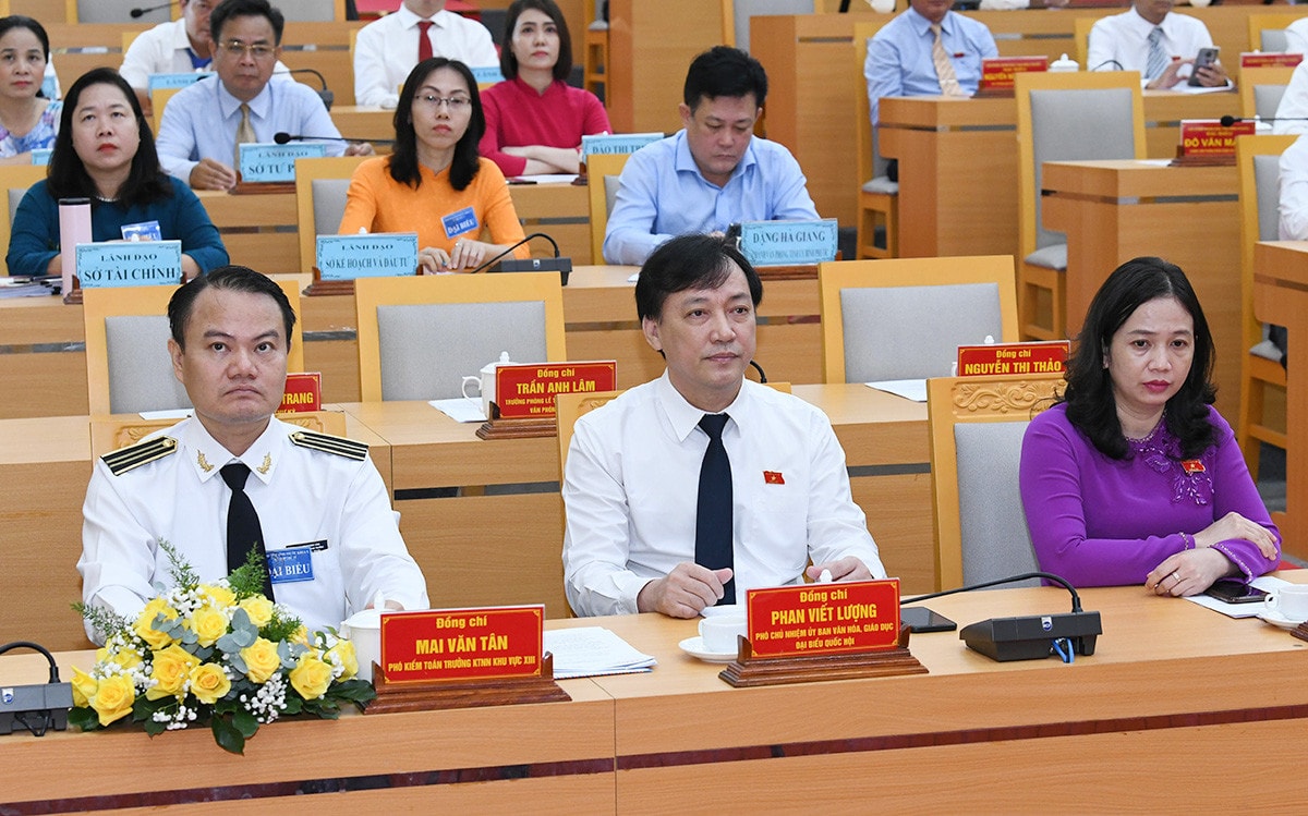 Chủ tịch Quốc hội Trần Thanh Mẫn dự khai mạc Kỳ họp thứ 15, HĐND tỉnh Bình Phước Khóa X -1