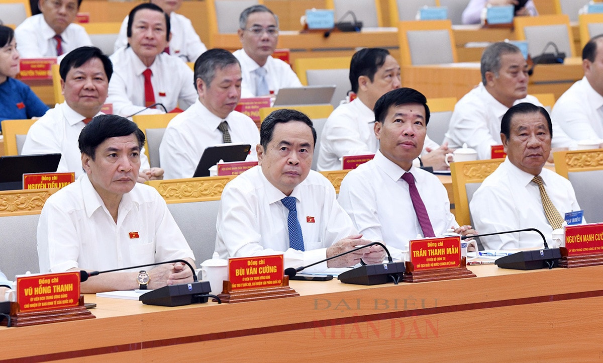 Chủ tịch Quốc hội Trần Thanh Mẫn dự khai mạc Kỳ họp thứ 15, HĐND tỉnh Bình Phước Khóa X -2