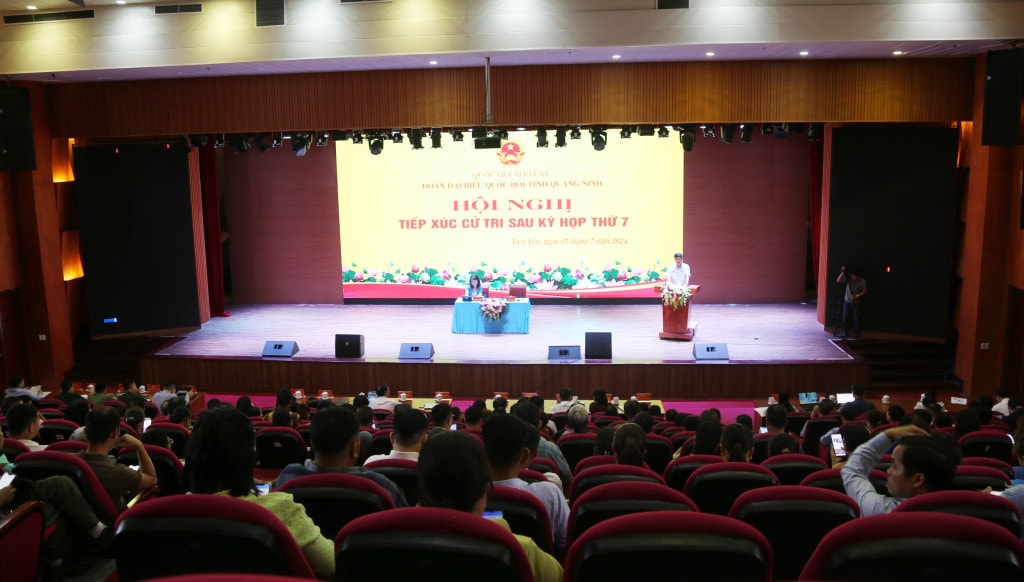 Đoàn ĐBQH tỉnh Quảng Ninh tiếp xúc cử tri 2 huyện Tiên Yên, Đầm Hà -0