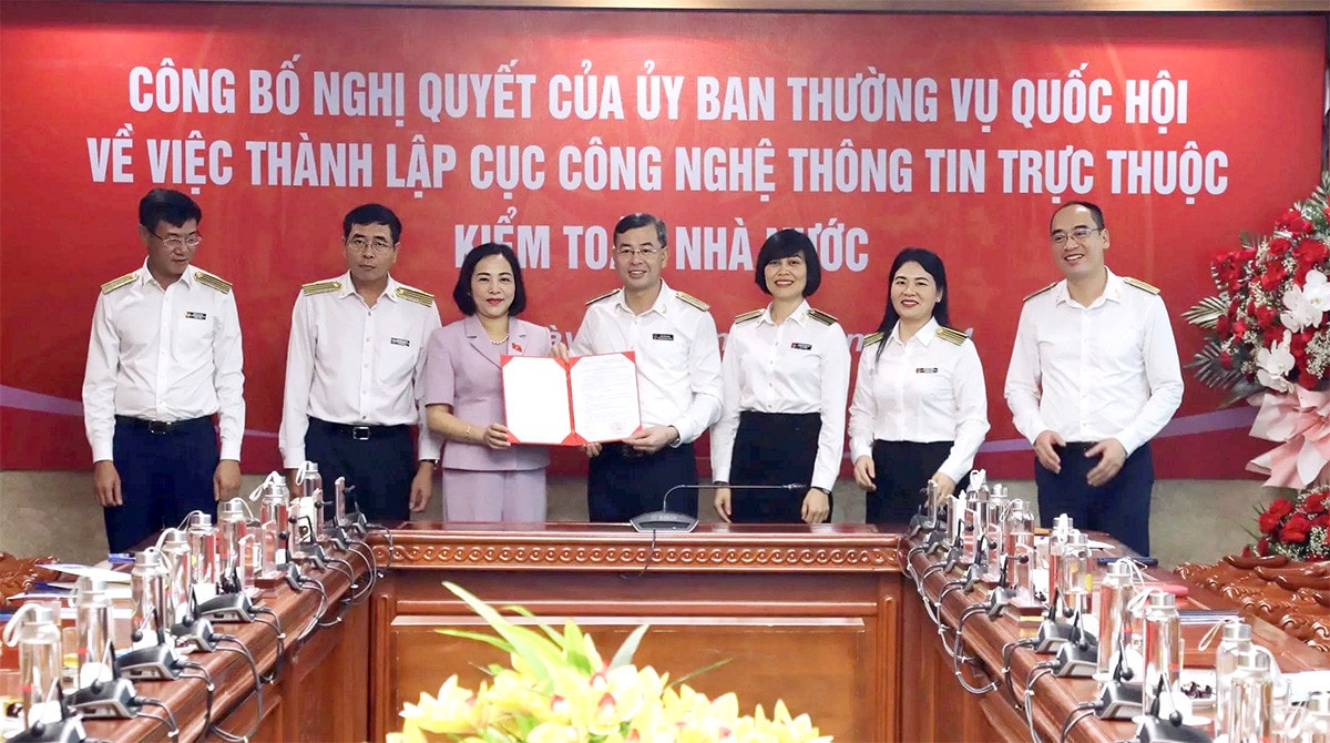 Phó Chủ tịch Quốc hội Nguyễn Thị Thanh dự lễ công bố Nghị quyết thành lập Cục Công nghệ thông tin thuộc Kiểm toán Nhà nước -2