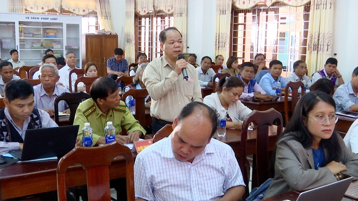 Phó Chủ tịch Quốc hội Nguyễn Đức Hải tiếp xúc cử tri tại huyện Tây Giang, Quảng Nam -1