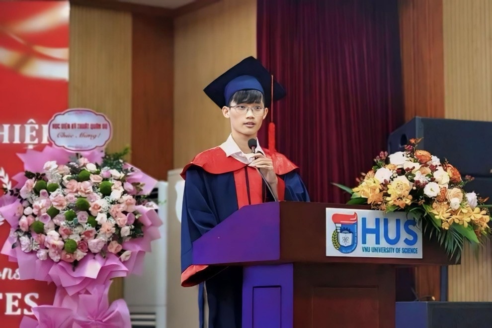 Hành trình từ nam sinh 