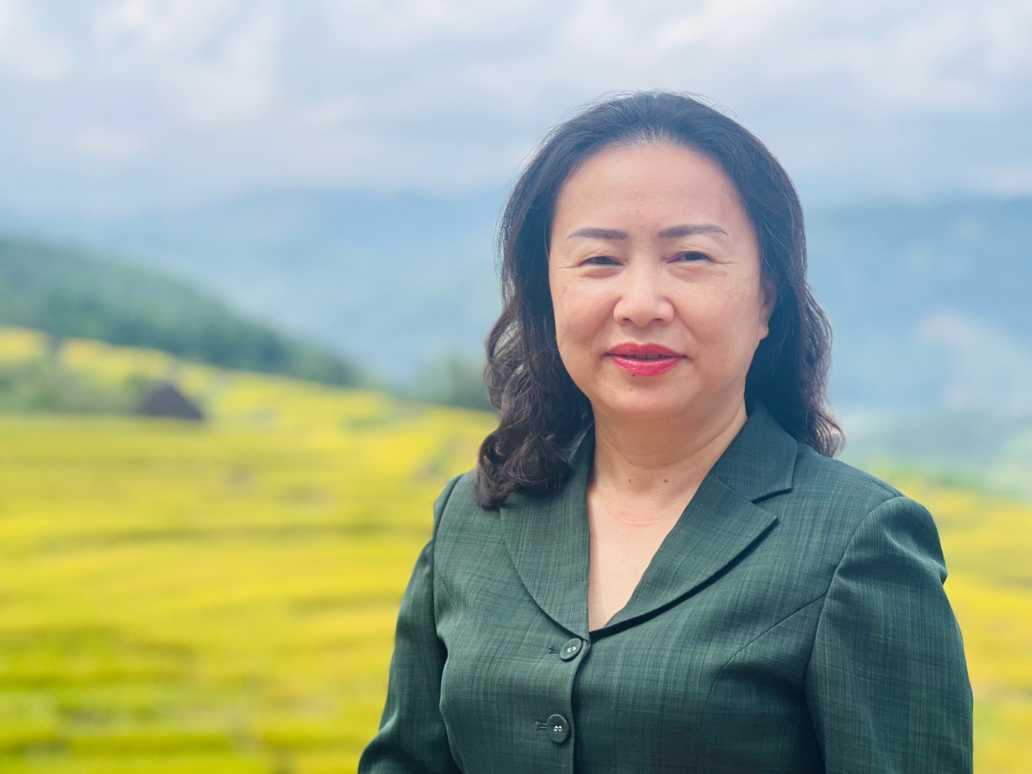 Ủy viên Ban Thường vụ Tỉnh ủy, Phó Chủ tịch Thường trực HĐND tỉnh VI NGỌC BÍCH