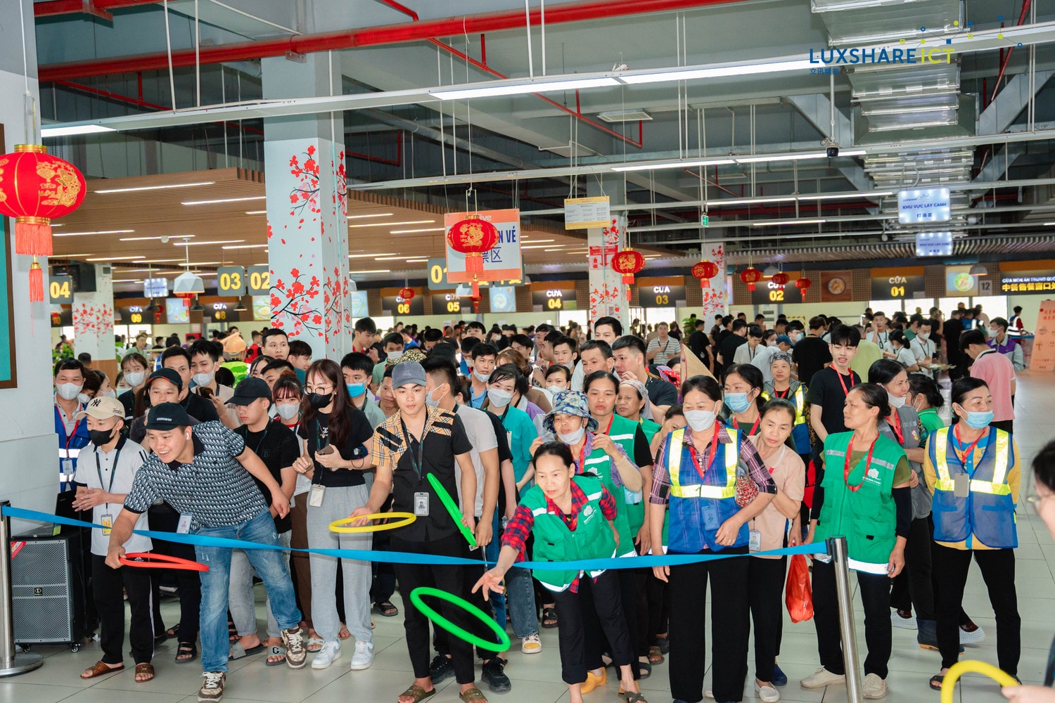 Bắc Giang: “Chìa khóa” để Luxshare-ICT trở thành doanh nghiệp thu hút nhiều lao động nhất hiện nay -0