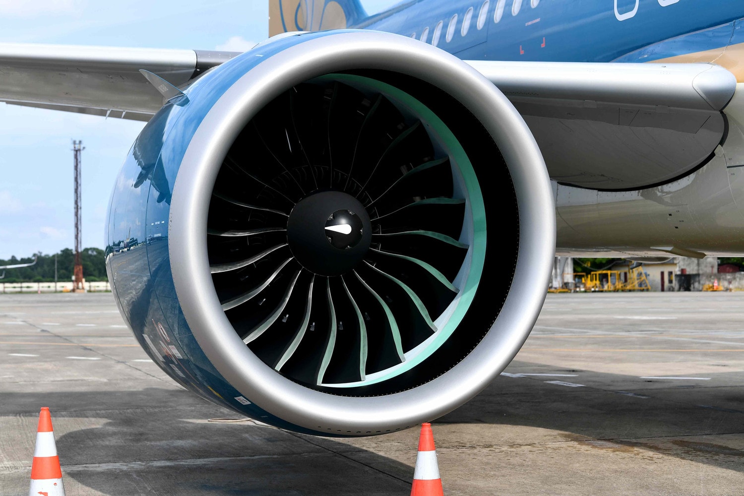 Vietnam Airlines chính thức đón nhận máy bay Airbus A320neo đầu tiên -0