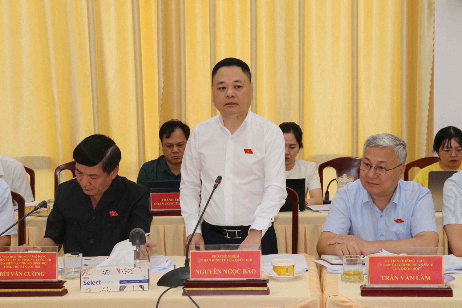 Đoàn giám sát của Quốc hội về quản lý thị trường bất động sản, phát triển nhà ở xã hội làm việc tại thành phố Cần Thơ