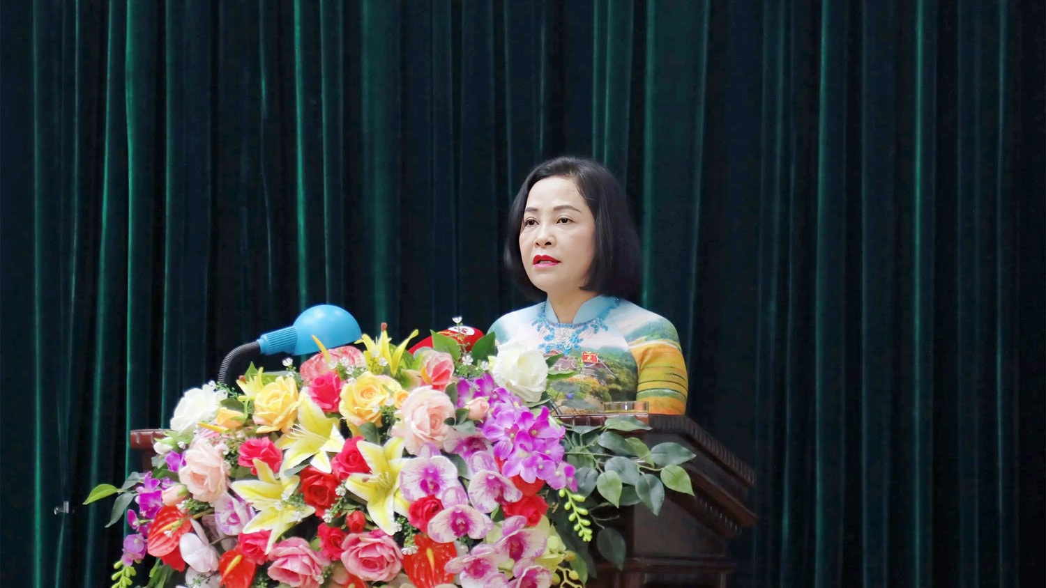 Phó Chủ tịch Quốc hội Nguyễn Thị Thanh dự khai mạc Kỳ họp thứ 22, HĐND tỉnh Ninh Bình Khóa XV