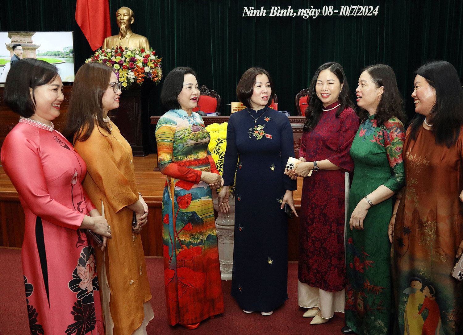 Phó Chủ tịch Quốc hội Nguyễn Thị Thanh dự khai mạc Kỳ họp thứ 22, HĐND tỉnh Ninh Bình Khóa XV