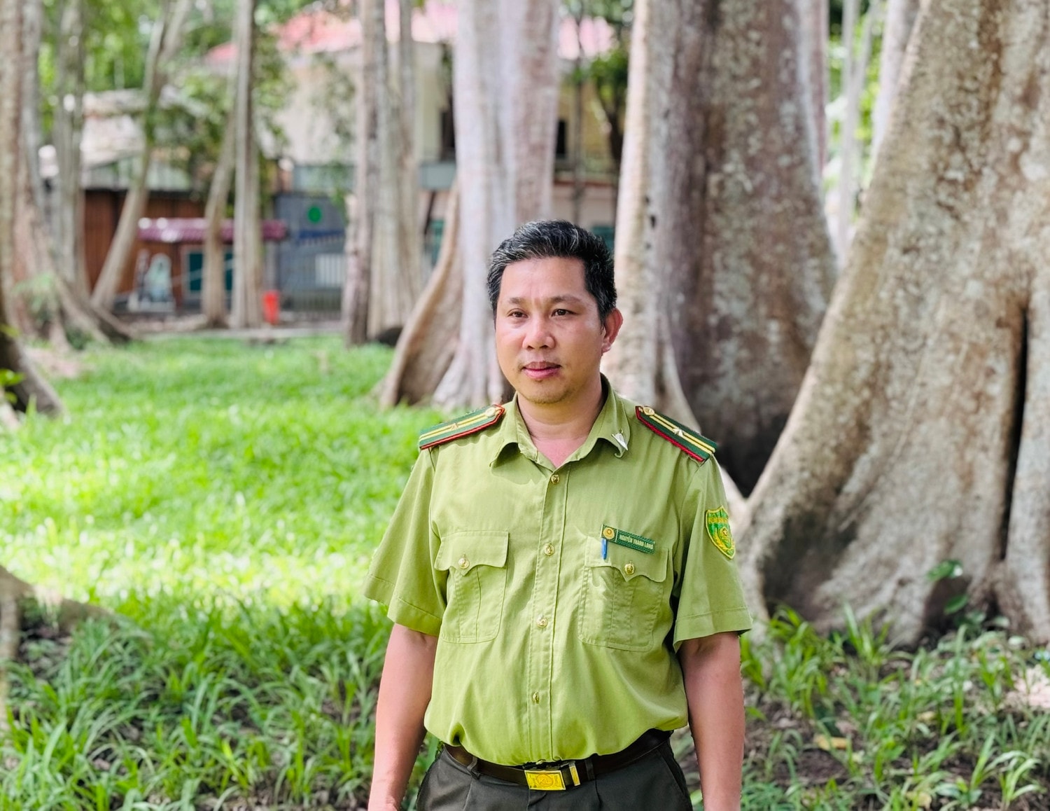 Trạm là nhà, rừng là quê hương -0