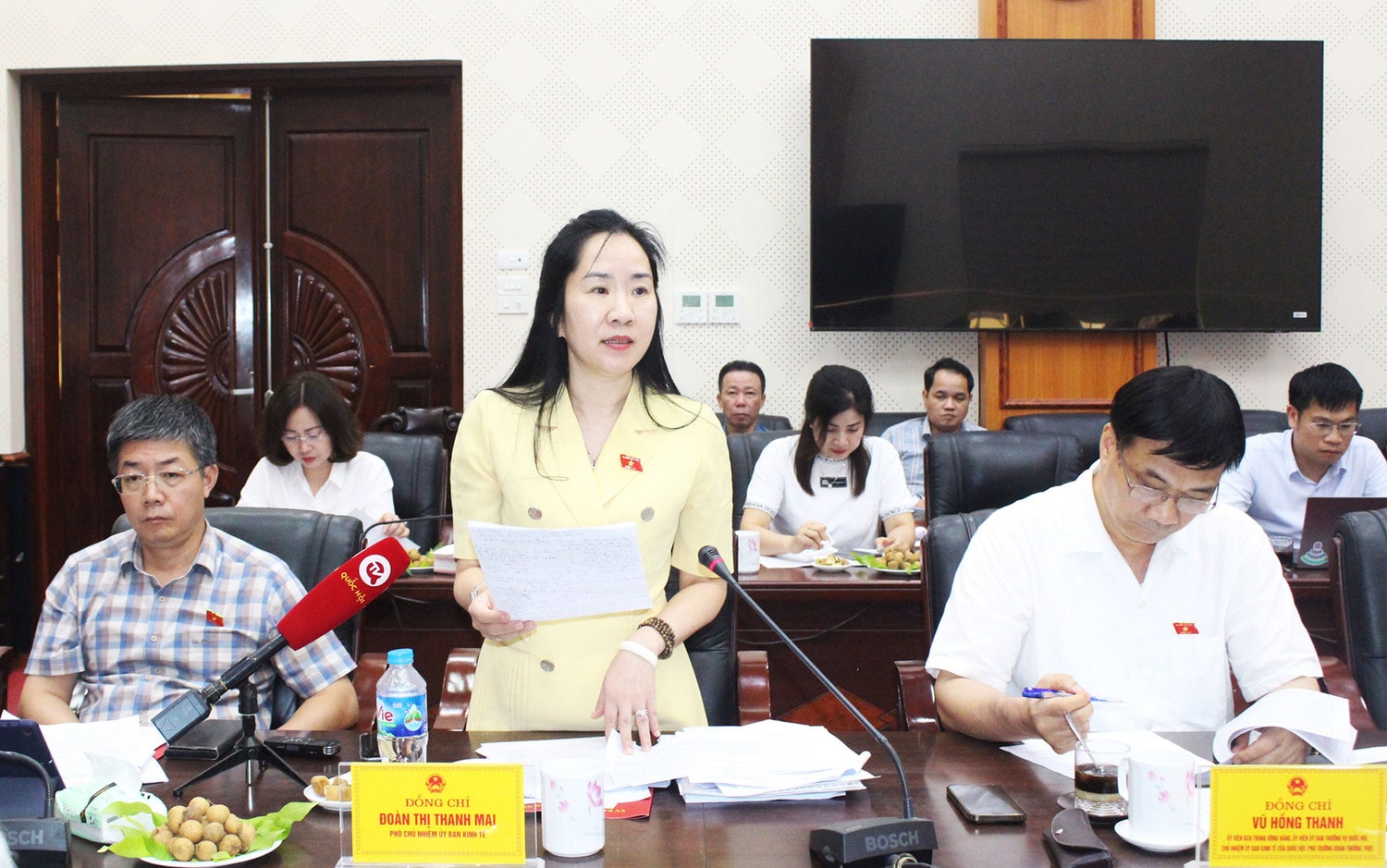 Đoàn giám sát của Quốc hội làm việc với UBND tỉnh Hưng Yên về quản lý thị trường bất động sản và nhà ở xã hội -0