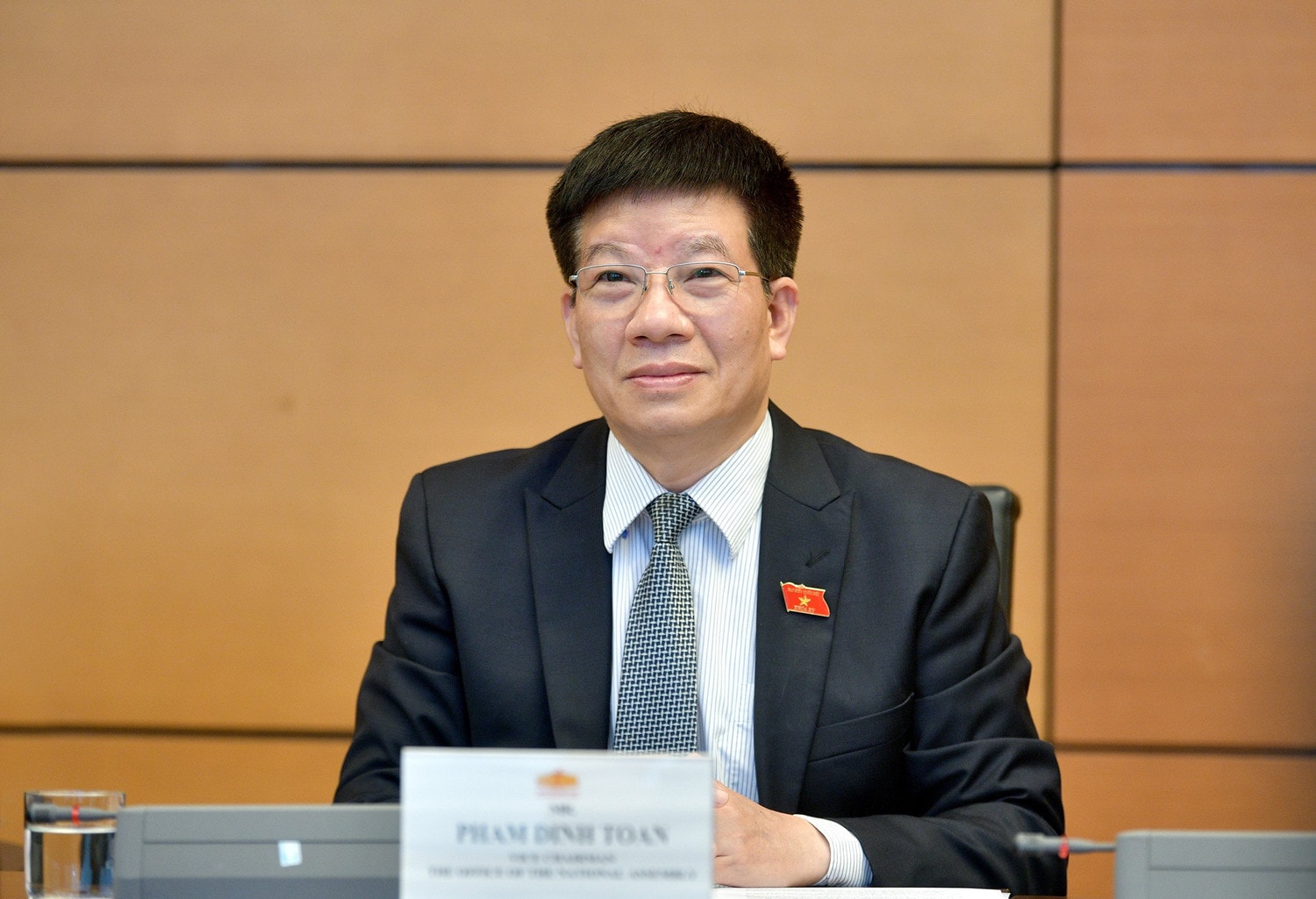 Phó Chủ nhiệm Văn phòng Quốc hội Phạm Đình Toản phát biểu