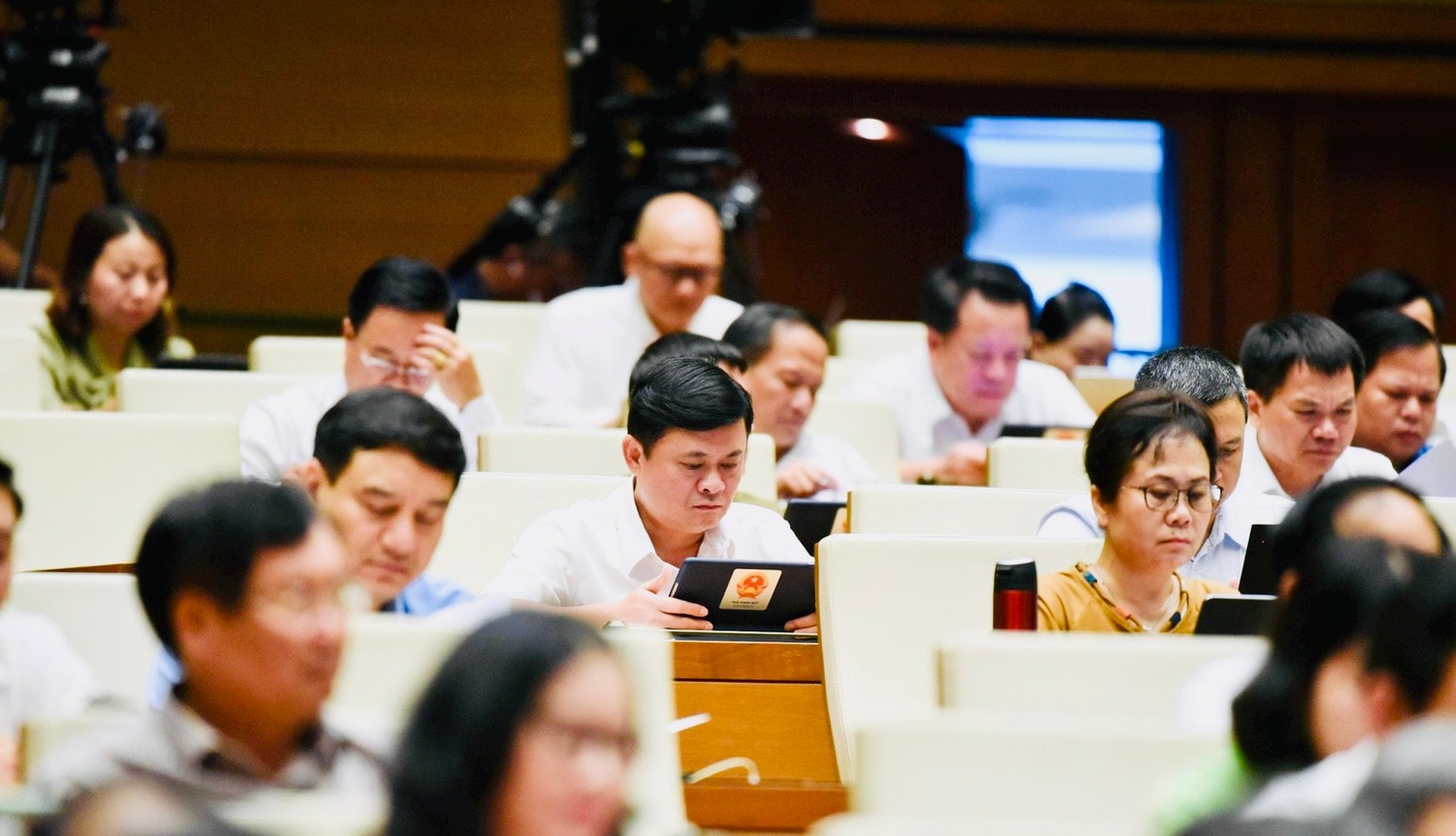   Phát huy cao nhất trách nhiệm của người đại biểu dân cử