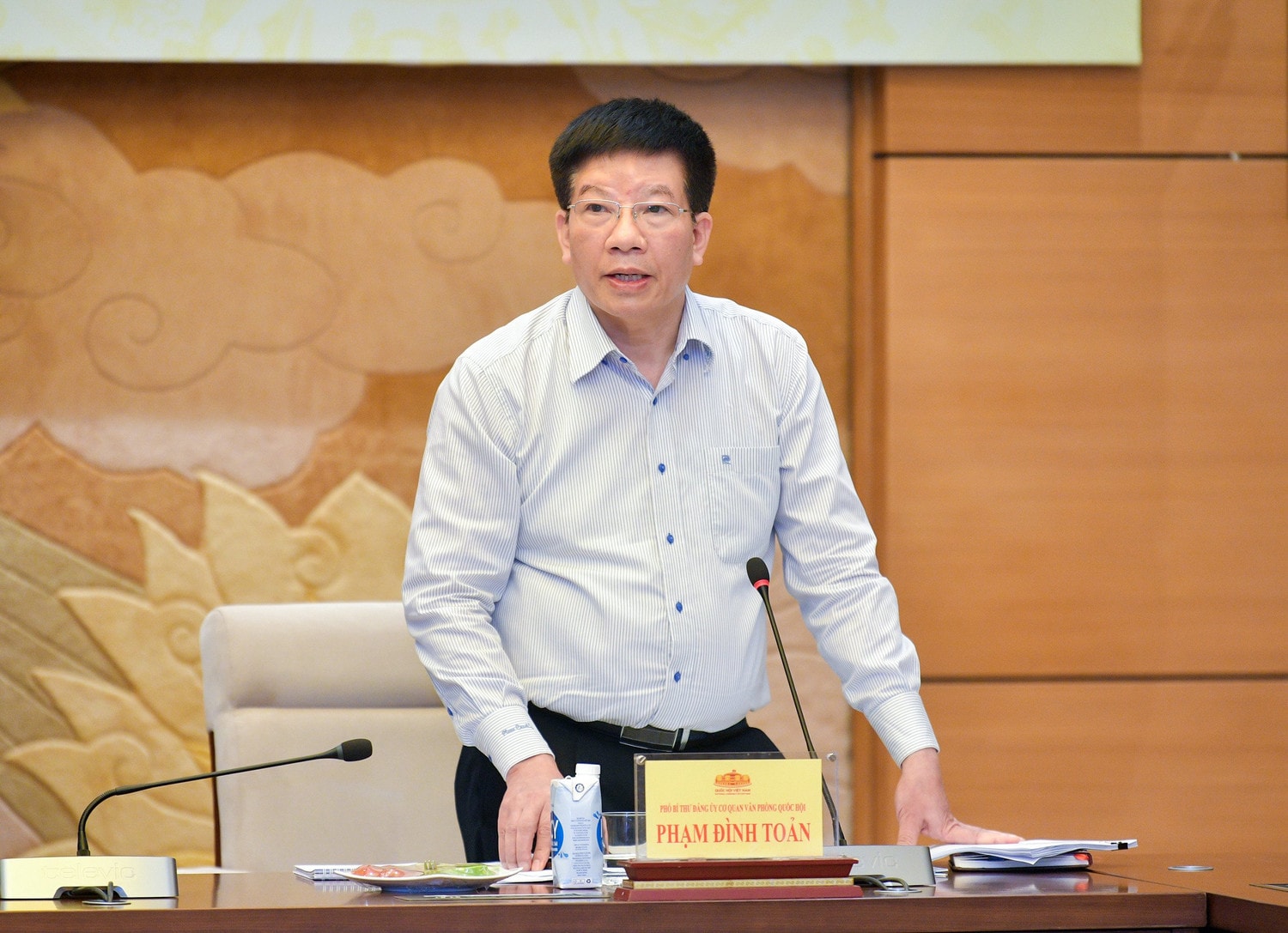 Phó Bí thư Đảng ủy, Phó Chủ nhiệm VPQH Phạm Đình Toản phát biểu