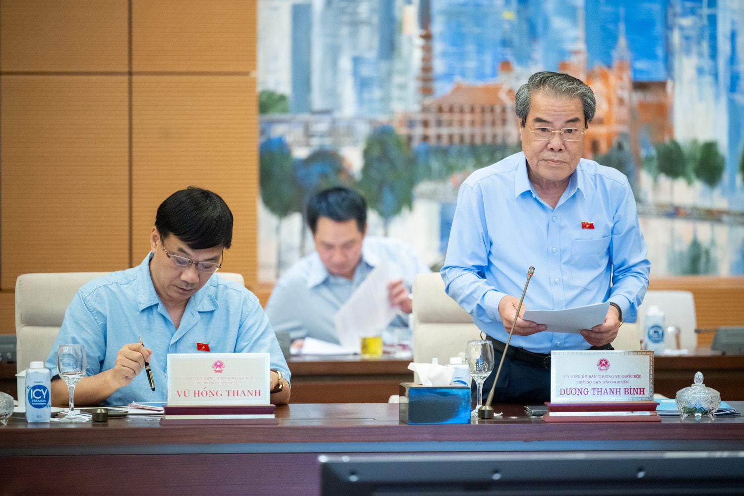 Kỳ vọng những quyết sách của Quốc hội giúp ổn định và nâng cao đời sống của nhân dân -0