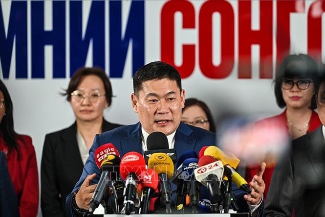 Tổng Bí thư Nguyễn Phú Trọng gửi Điện chúc mừng Chủ tịch Đảng Nhân dân Mông Cổ -0