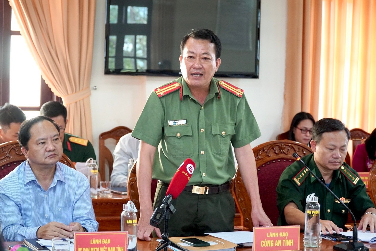 Đại diện Công an tỉnh Đắk Nông phát biểu tại cuộc làm việc