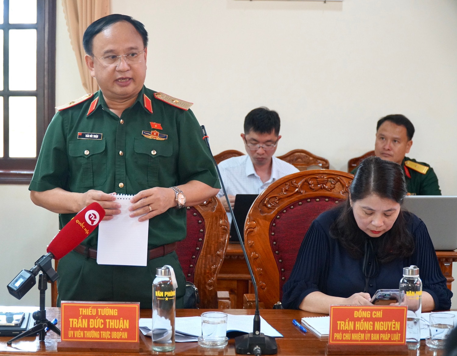 Ủy viên thường trực, Ủy ban Quốc phòng và An ninh, Thiếu tướng Trần Đức Thuận phát biểu