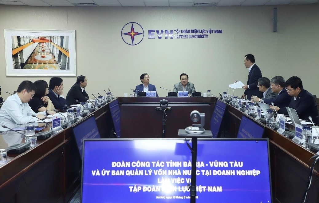 Kéo cáp ngầm đưa điện ra Côn Đảo -0