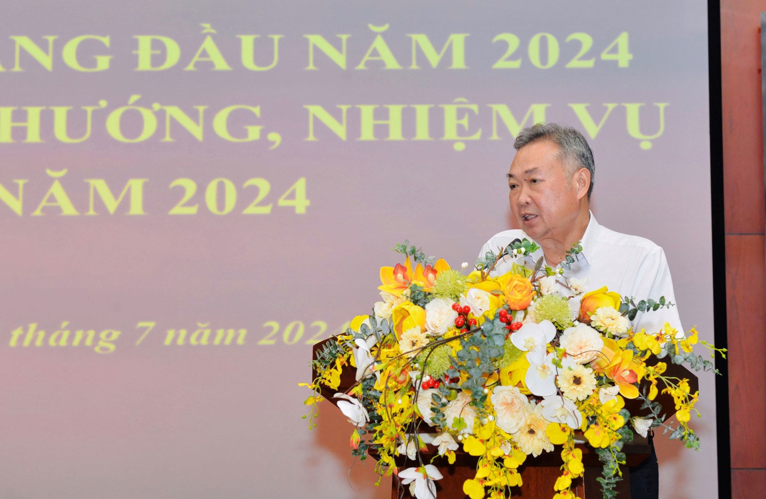 Đảng ủy EVNHCMC sơ kết công tác 6 tháng đầu năm và triển khai nhiệm vụ 6 tháng cuối năm 2024 - 0
