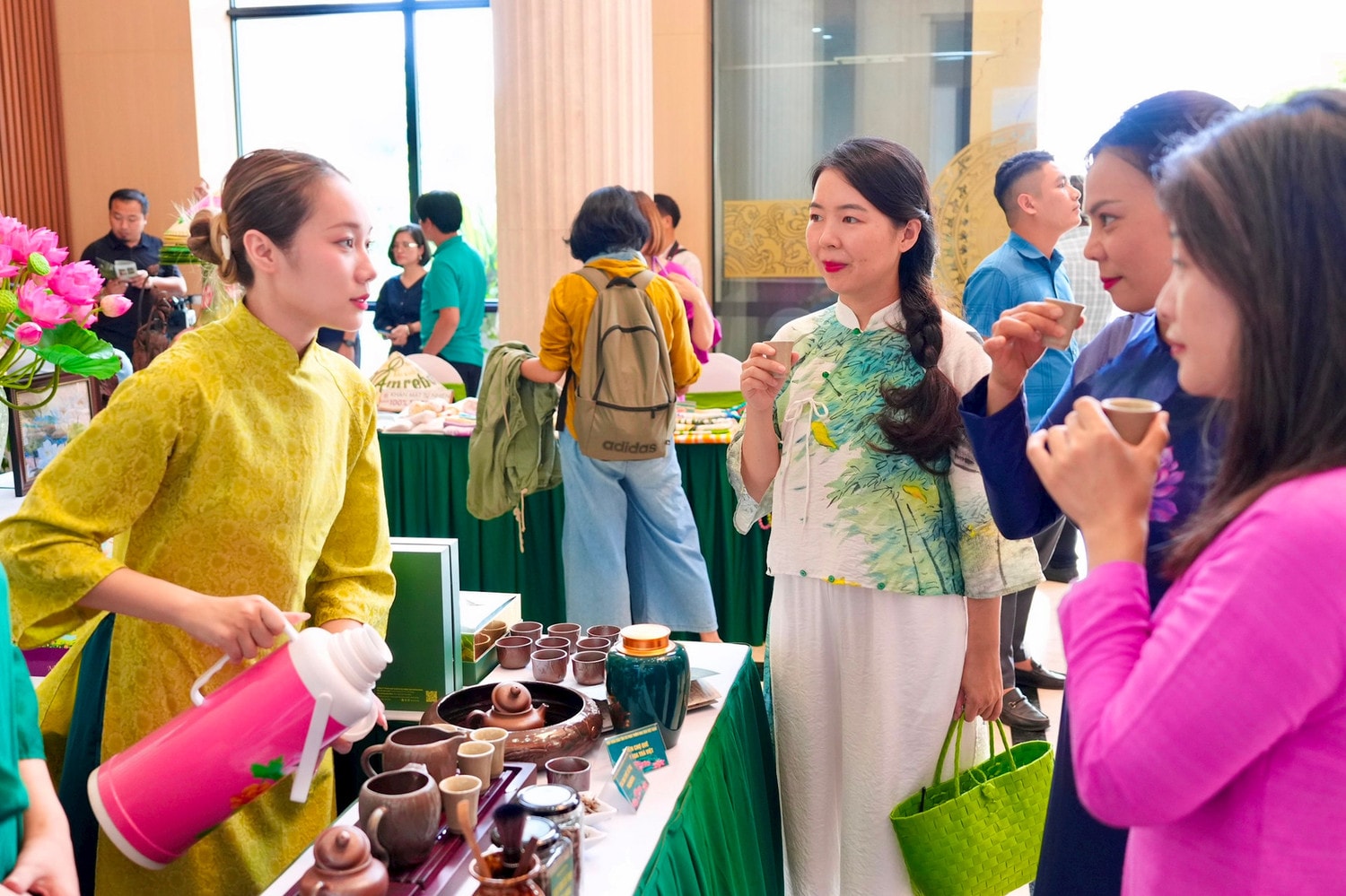 Bảo tồn và tôn vinh phát triển sen Việt Nam trên địa bàn thành phố Hà Nội -0