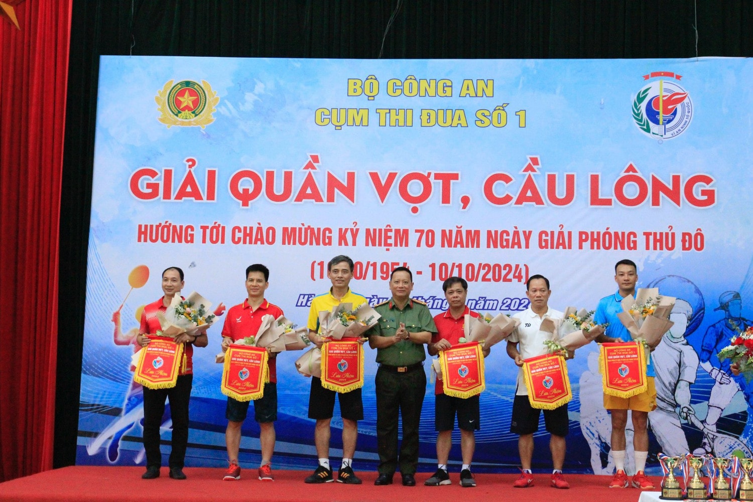 Đẩy mạnh xây dựng mô hình sáng tạo, gương điển hình tiên tiến -0