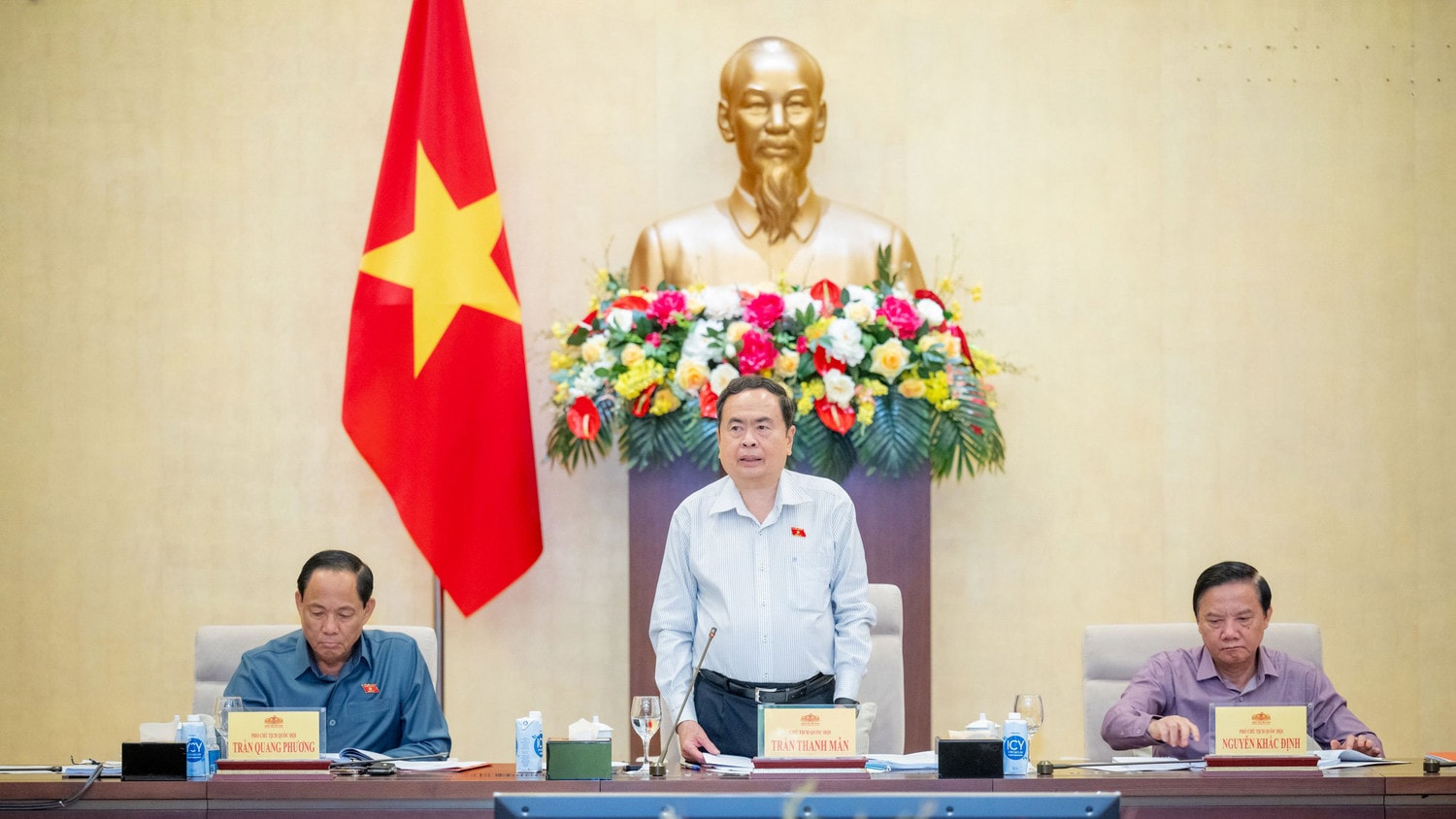 Chủ tịch Quốc hội Trần Thanh Mẫn chủ trì cuộc họp với các cơ quan của Quốc hội, cơ quan của Ủy ban Thường vụ Quốc hội