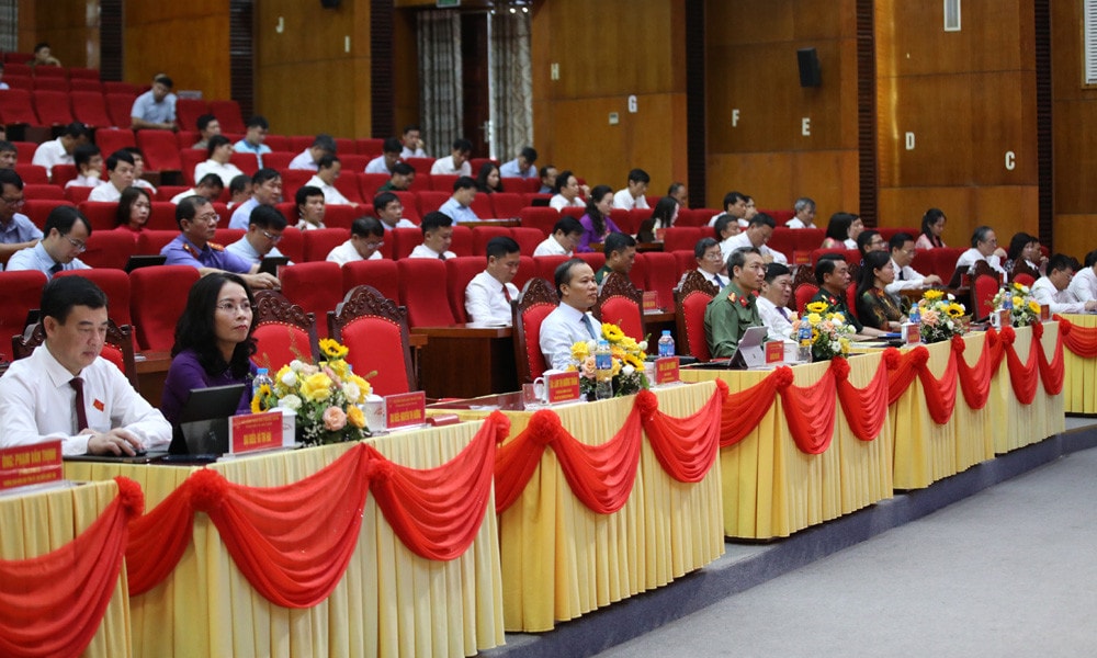 Các đại biểu tham dự kỳ họp 