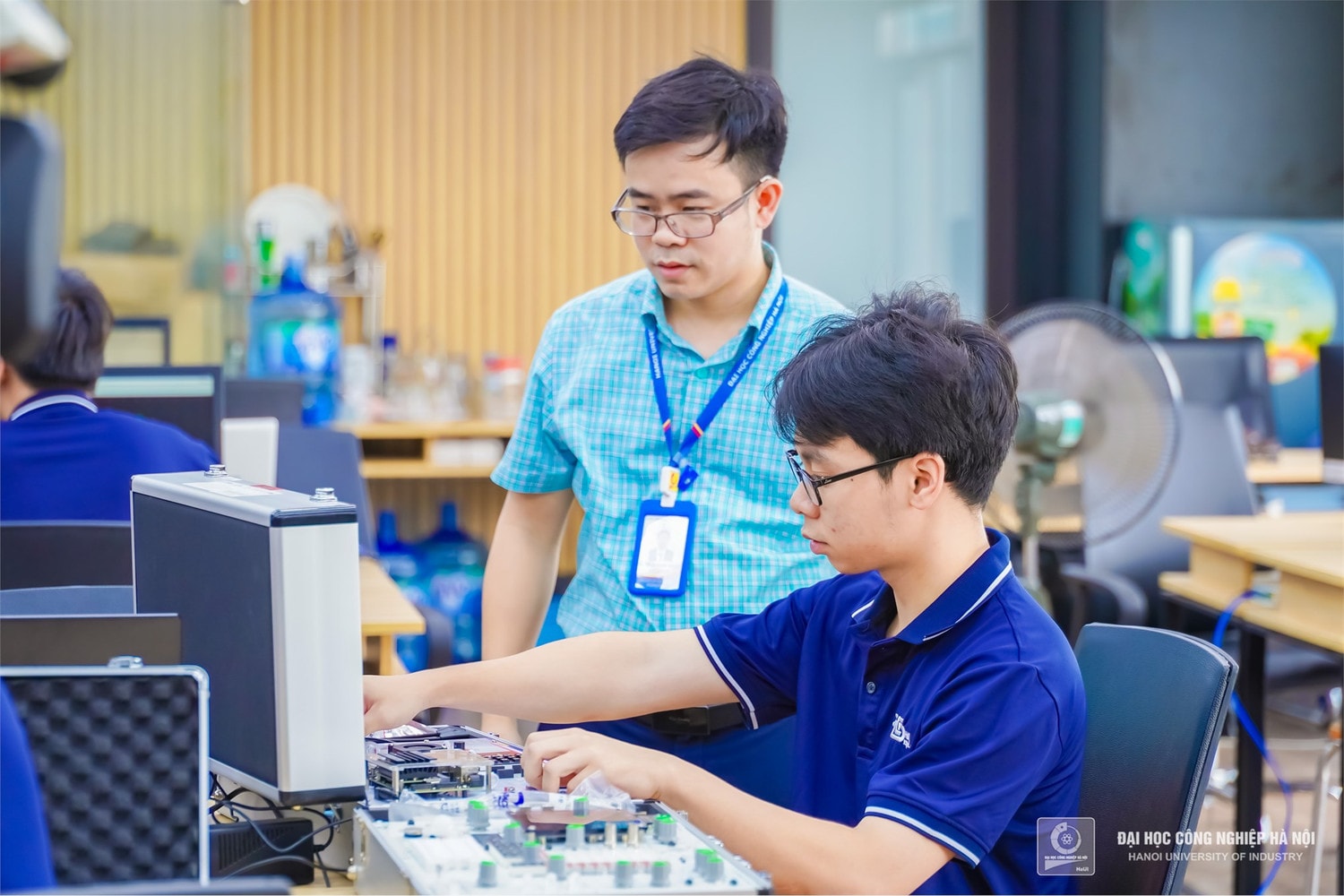 Công nghệ kỹ thuật điện tử y sinh: Ngành học mới đón đầu trong kỷ nguyên số -0