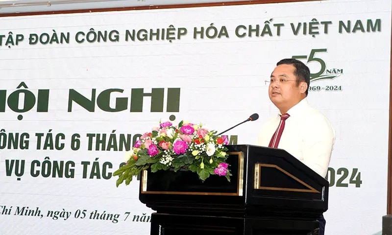 Nêu cao tinh thần đoàn kết, đồng lòng, chủ động, phấn đấu hoàn thành cao nhất kế hoạch sản xuất kinh doanh -0