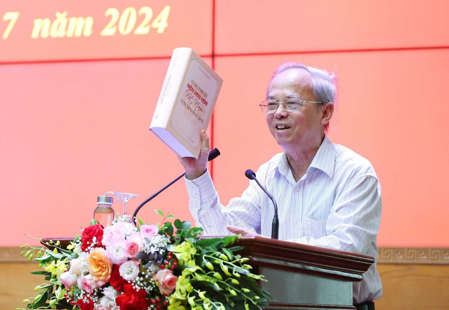 Lan tỏa nội dung cuốn sách “Xây dựng và phát triển nền văn hóa Việt Nam tiên tiến, đậm đà bản sắc dân tộc” của Tổng Bí thư Nguyễn Phú Trọng