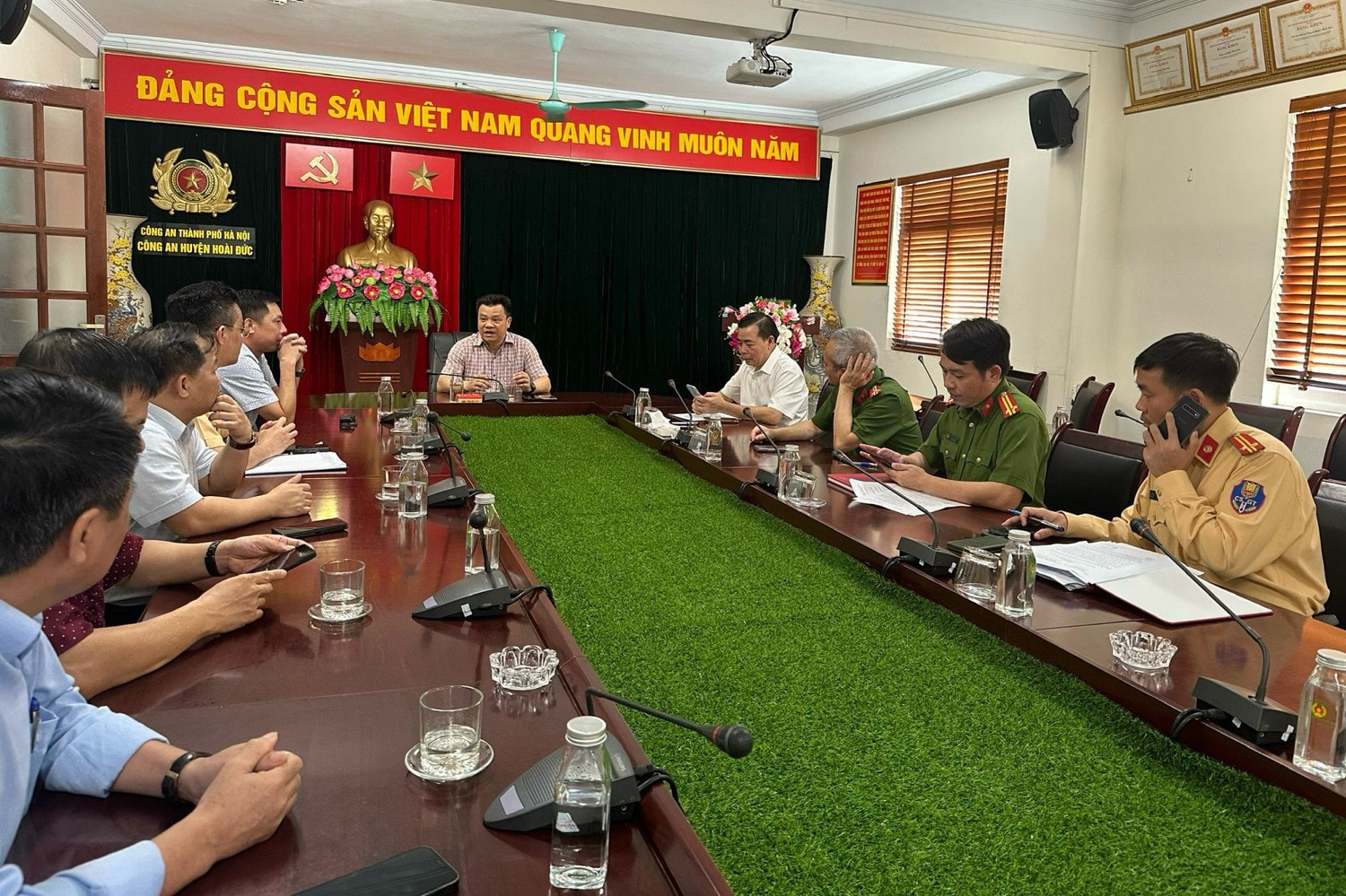 Uỷ ban An toàn Giao thông Quốc gia hỗ trợ nạn nhân vụ tai nạn khiến 4 người tử vong tại huyện Hoài Đức -0