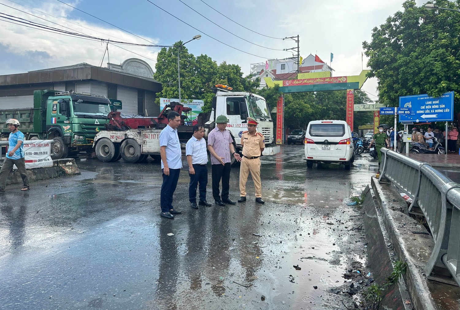 Uỷ ban An toàn Giao thông Quốc gia hỗ trợ nạn nhân vụ tai nạn khiến 4 người tử vong tại huyện Hoài Đức -0