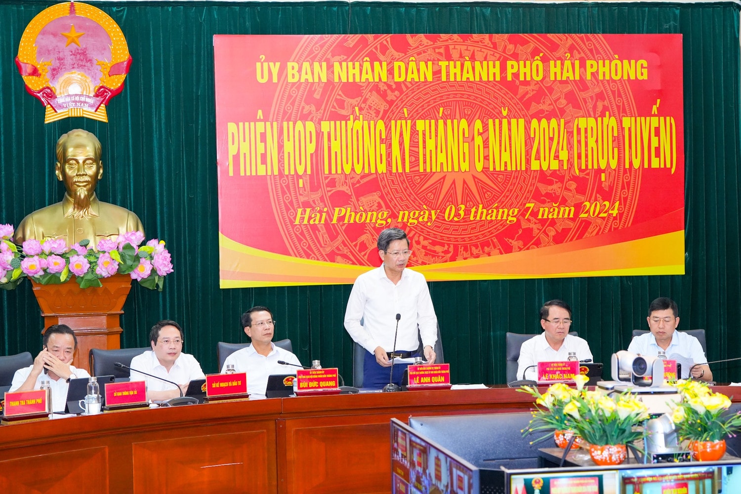 Điểm sáng trong khu vực, duy trì mức tăng trưởng cao ảnh 1