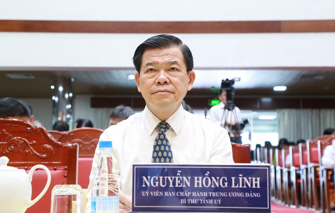 Kỳ họp thứ 18 HĐND tỉnh Đồng Nai Khoá X: Xem xét thông qua 4 nghị quyết về chính sách mang tính nhân văn -0