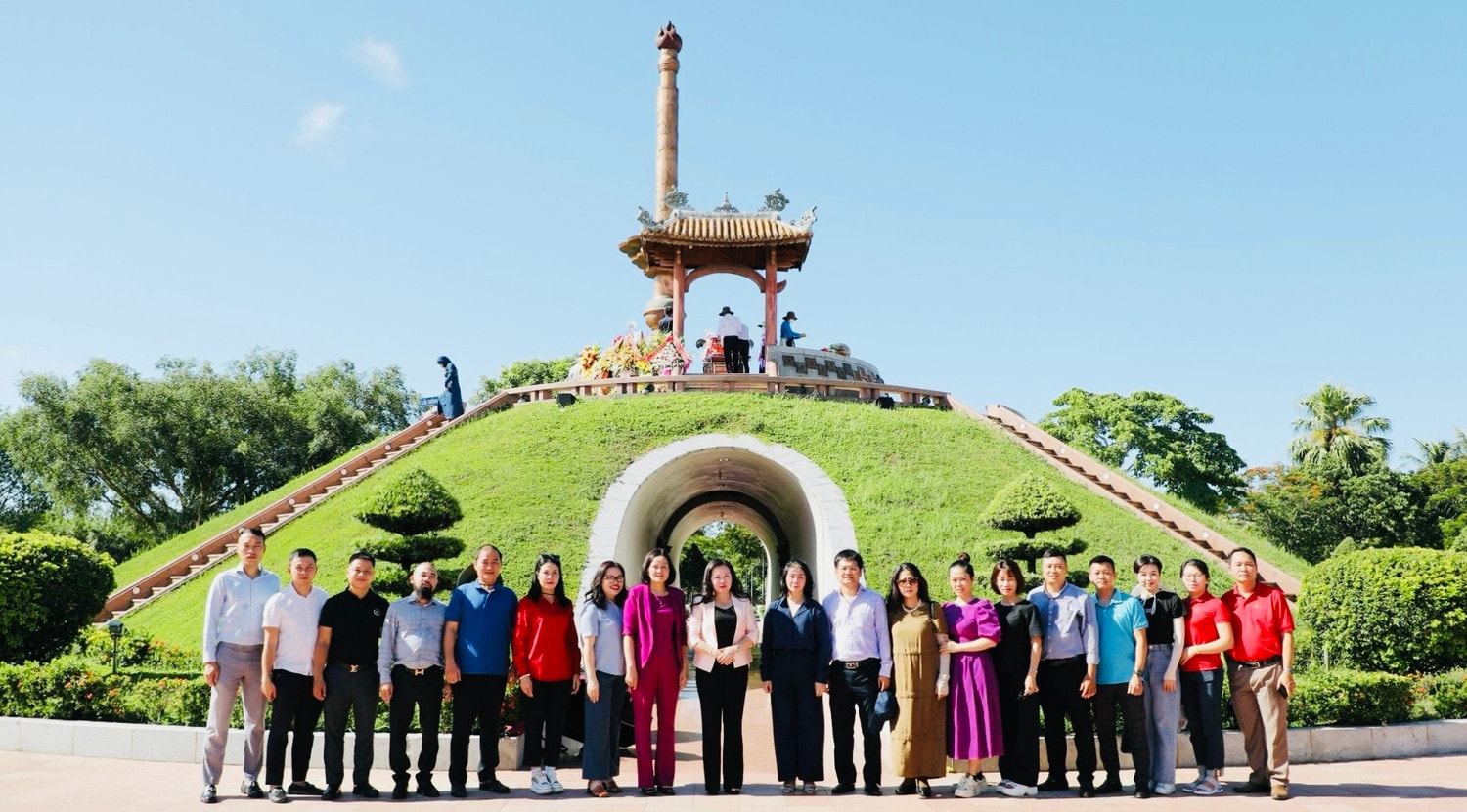 “Thôi mẹ nhé đừng buồn, coi như con đã sống trọn đời cho Tổ Quốc!”