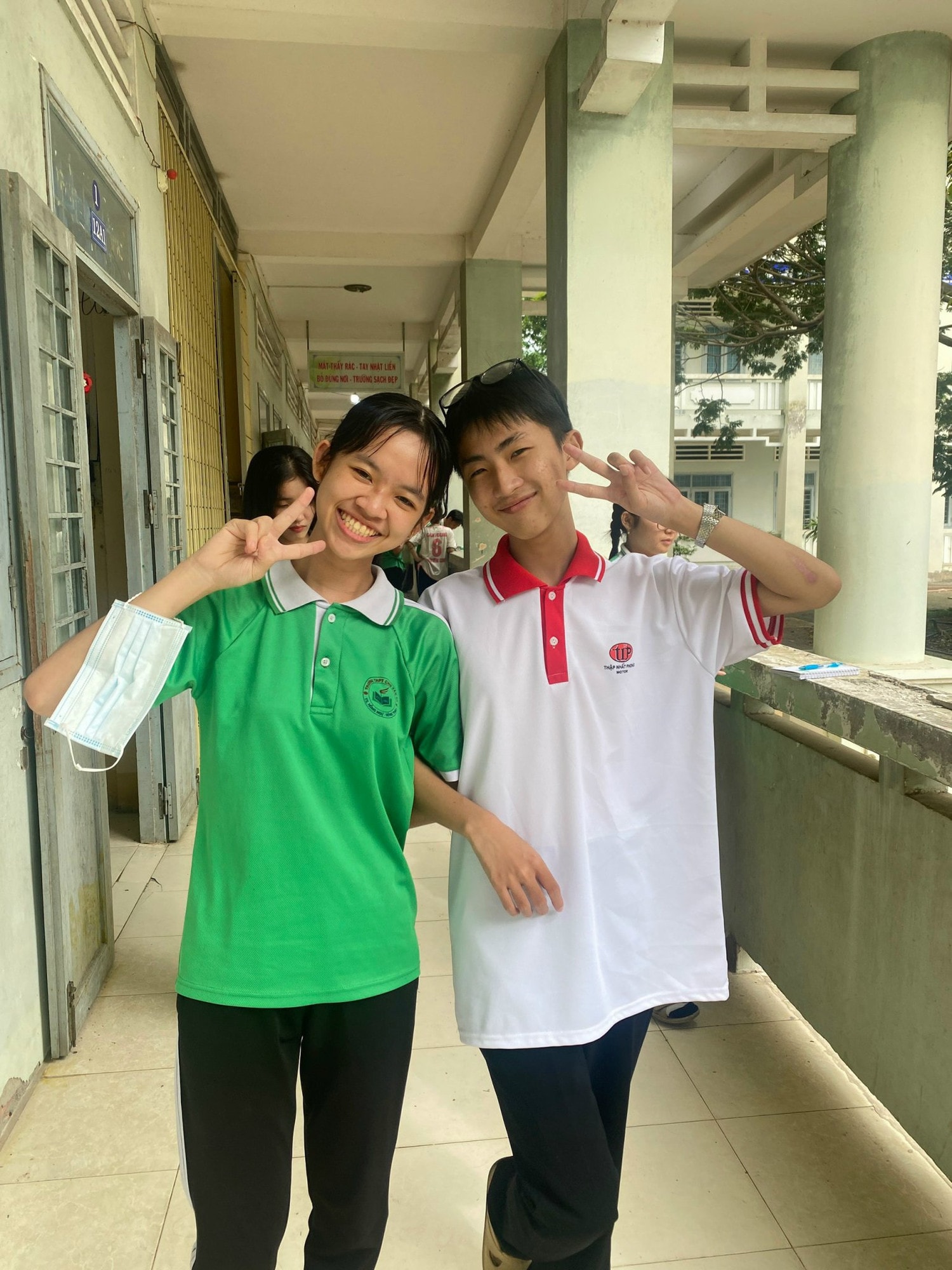 Thủ khoa của 5 khối thi xét tuyển đại học năm 2024 đạt bao nhiêu điểm? -0