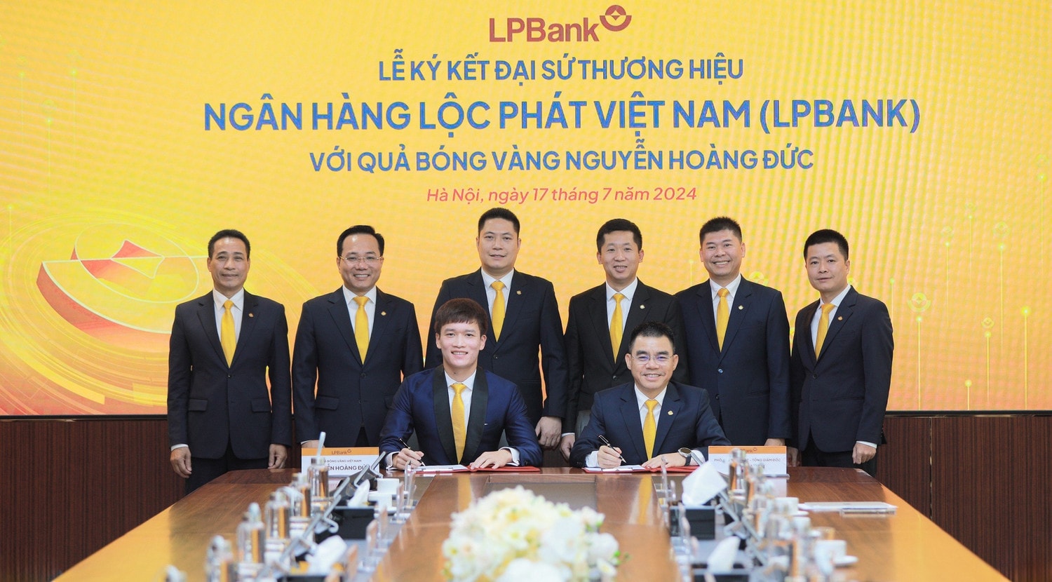 Quả bóng vàng Hoàng Đức được lựa chọn làm Đại sứ thương hiệu Ngân hàng Lộc Phát Việt Nam (LPBank) -0