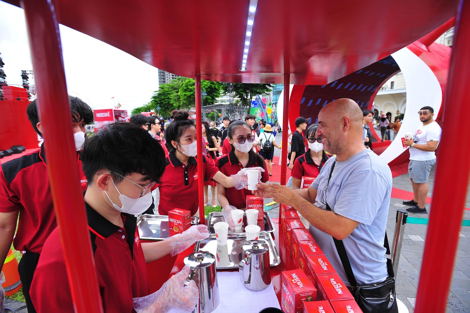 Chuỗi hoạt động “Khơi mở thế giới của bạn” của NESCAFÉ thu hút hàng nghìn người tham gia, trải nghiệm -0