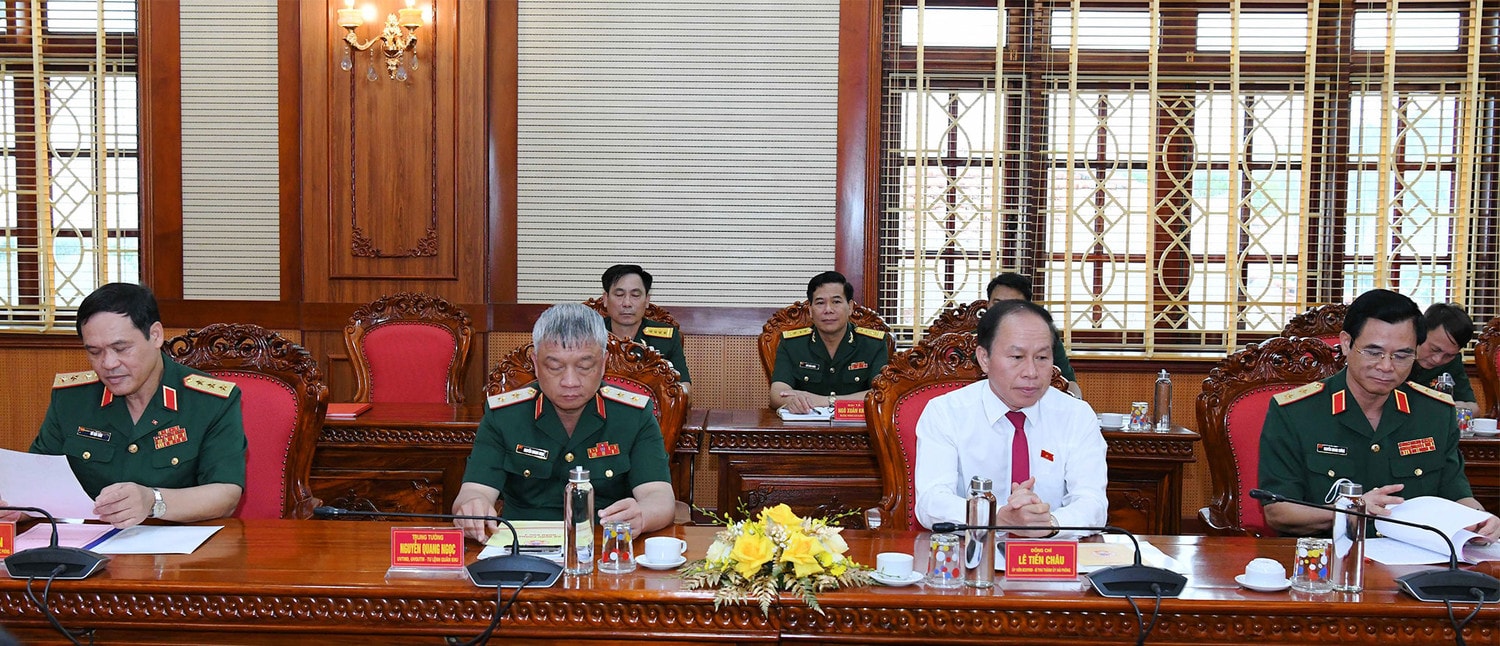 Chủ tịch Quốc hội Trần Thanh Mẫn thăm và làm việc tại Quân khu 3 -0