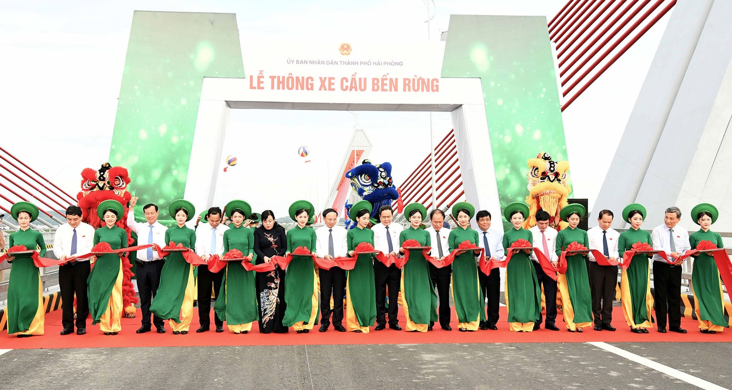 Chủ tịch Quốc hội Trần Thanh Mẫn dự lễ thông xe cầu Bến Rừng nối Hải Phòng - Quảng Ninh -0