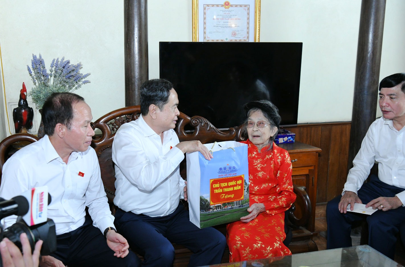 Chủ tịch Quốc hội Trần Thanh Mẫn: Hải Phòng chung sức, đồng lòng hoàn thành vượt trội các chỉ tiêu năm 2024 -0