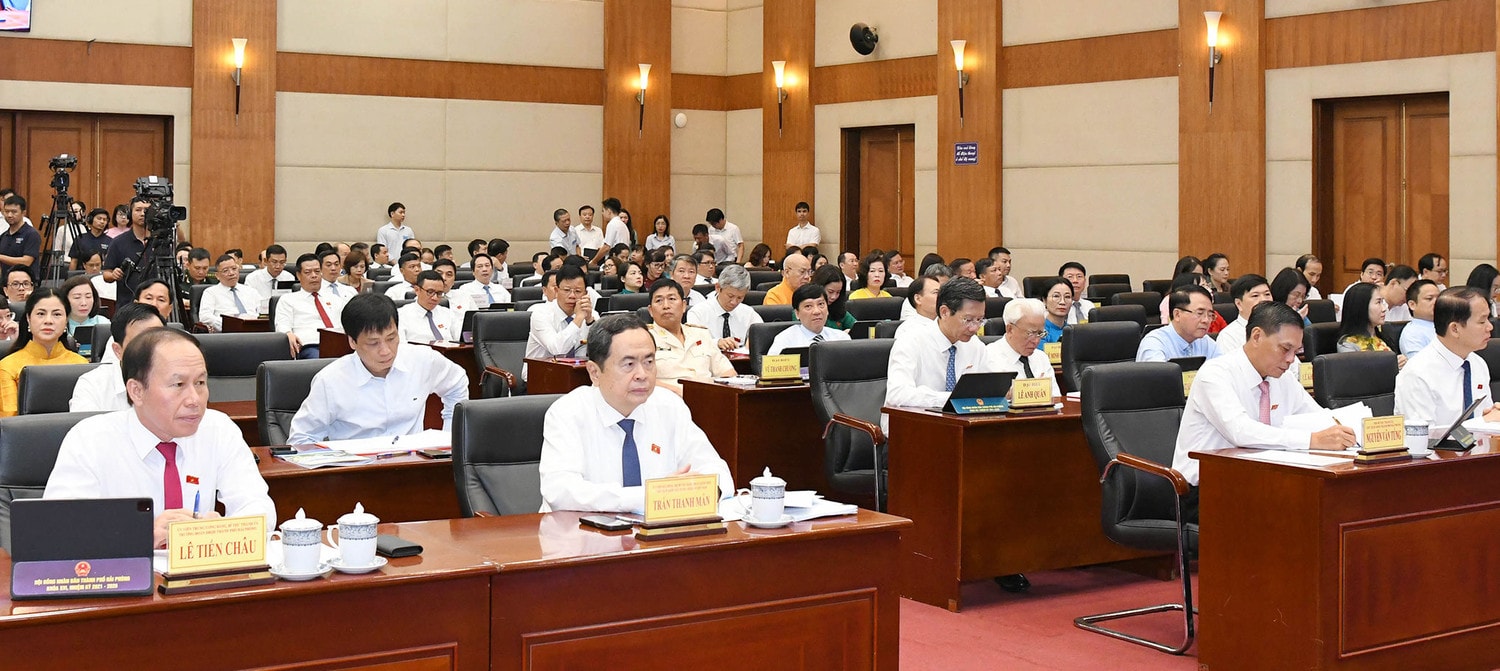 Chủ tịch Quốc hội Trần Thanh Mẫn dự, phát biểu chỉ đạo tại Kỳ họp thứ 18, HĐND TP. Hải Phòng Khóa XVI