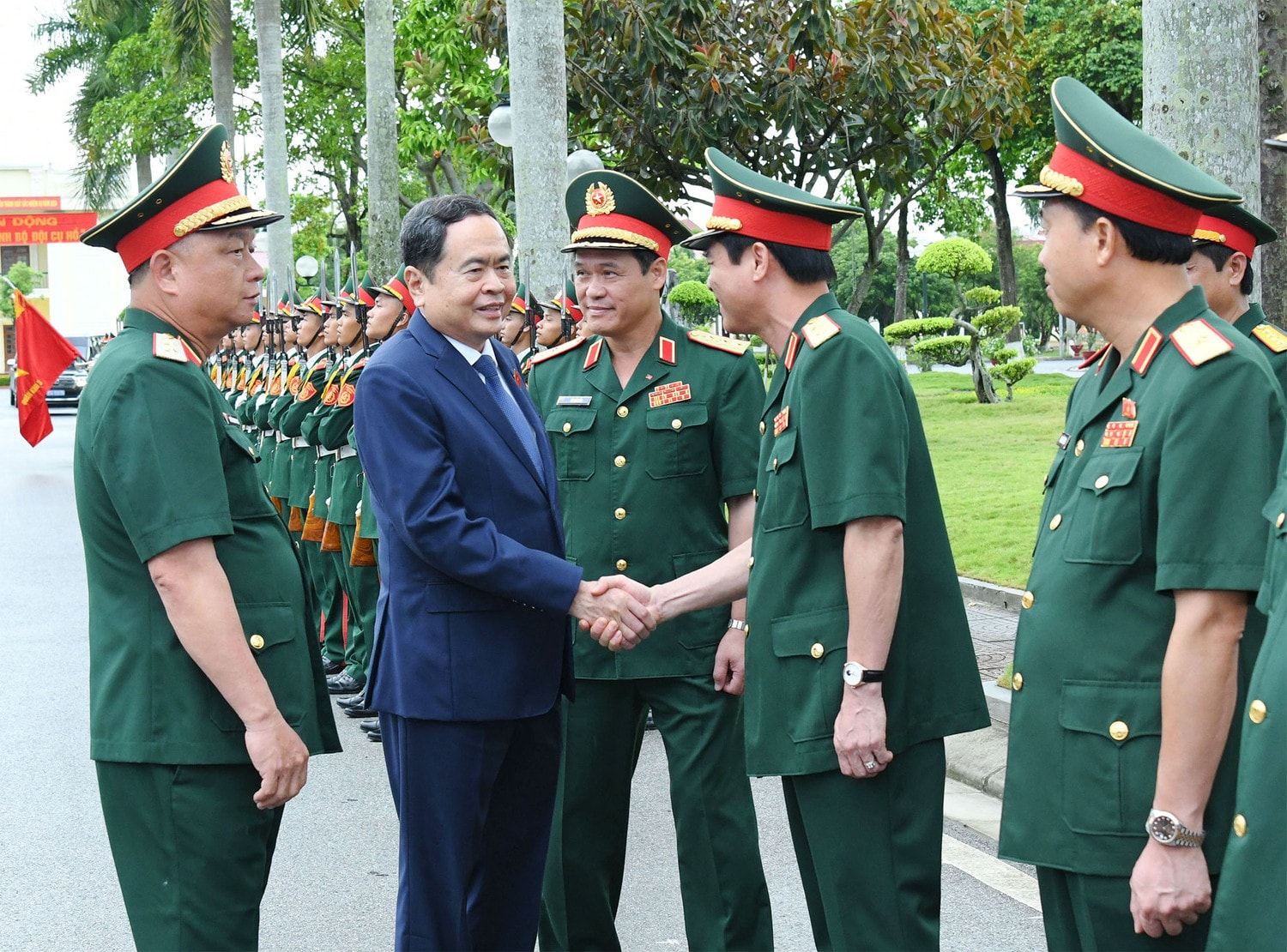 Chủ tịch Quốc hội Trần Thanh Mẫn thăm và làm việc tại Quân khu 3 -0