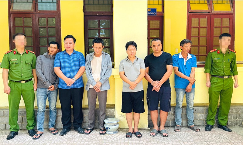 Quảng Bình: Đánh bạc liên tỉnh “núp bóng” cá độ bóng đá lên đến 22 tỷ đồng -0