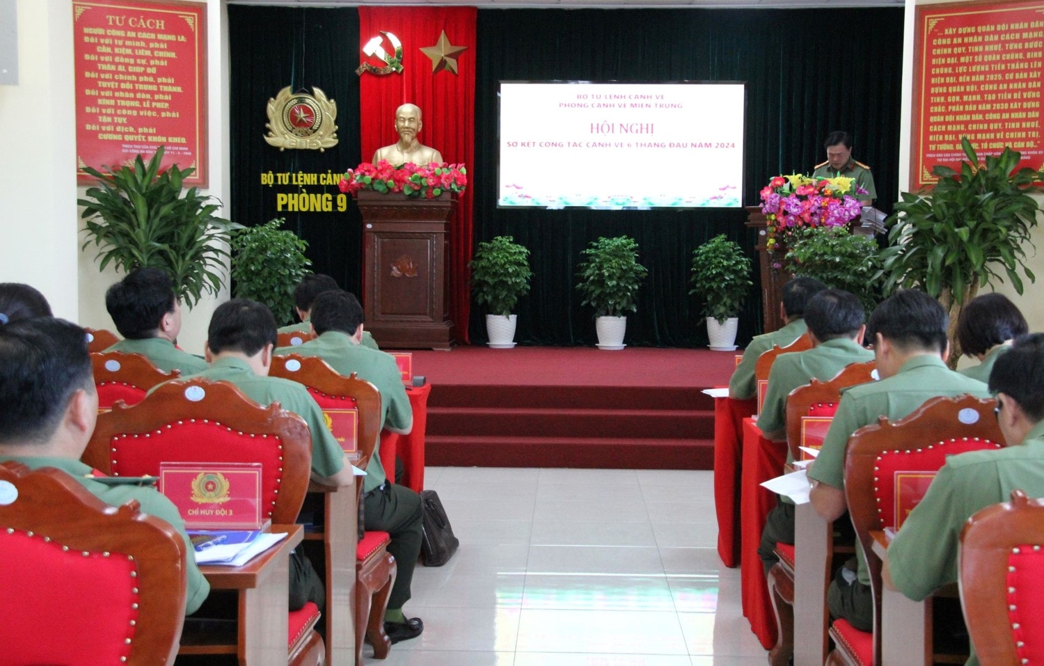 Phòng Cảnh vệ miền Trung đã hoàn thành xuất sắc nhiệm vụ được giao trong 6 tháng đầu năm 2024 Phòng Cảnh vệ miền Trung sơ kết công tác 6 tháng đầu năm 2024 -0