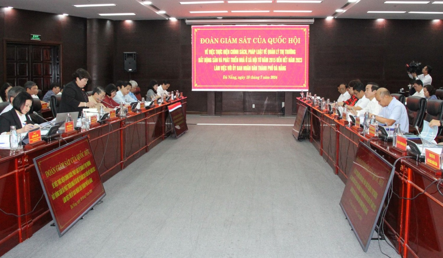 Nhiều ý kiến, kiến nghị của TP. Đà Nẵng được gửi đến Đoàn giám sát Phó Chủ tịch Quốc hội Nguyễn Đức Hải dự cuộc làm việc với UBND TP. Đà Nẵng về quản lý thị trường bất động sản, nhà ở xã hội -0