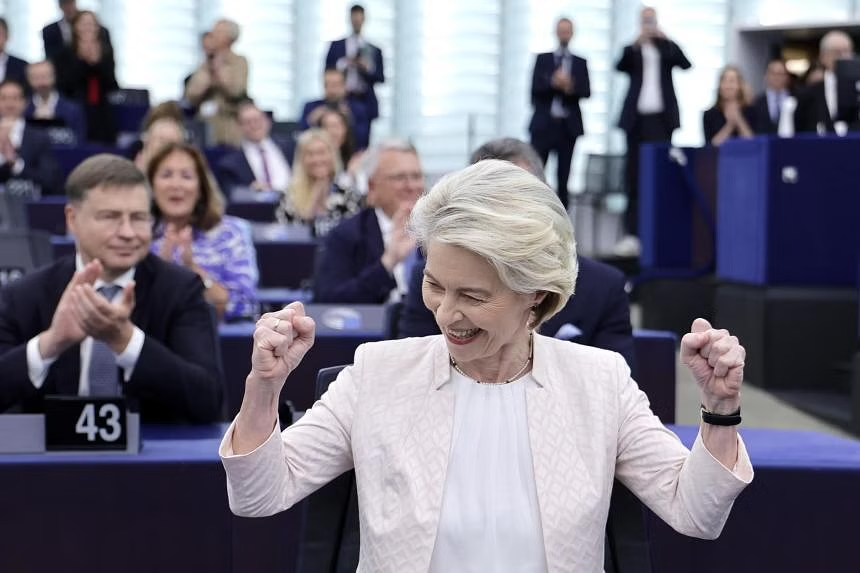 Bà Ursula von der Leyen tái đắc cử Chủ tịch EC: Lựa chọn tiếp nối và ổn định -0