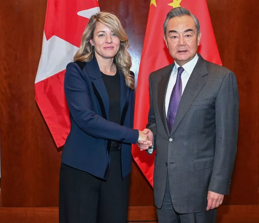 Ngoại trưởng Canada thăm Trung Quốc sau 7 năm: Bước đi phá băng -0