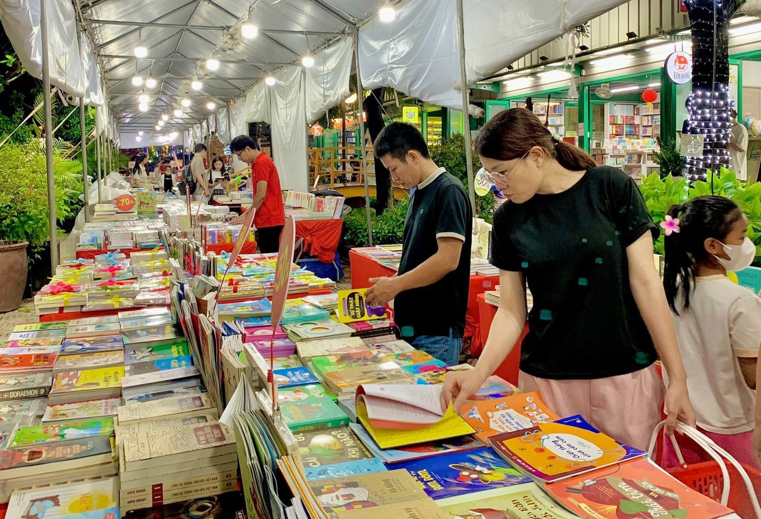Phát triển không gian, đa dạng hình thức đọc sách -0